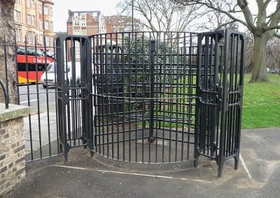 bespoke iron turnstile kensington gardens 05