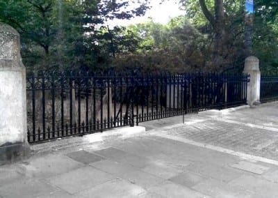 mild steel cast iron ornamental gates and railings darwin centre natural history museum london sw7 02