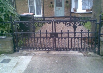 metal gate repairs forest gate london e7 06