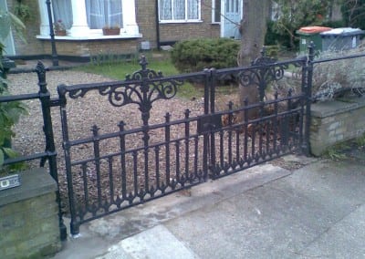 metal gate repairs forest gate london e7 07