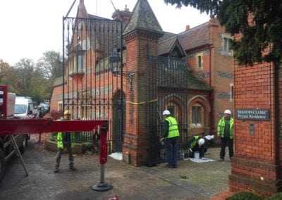 Grade II Listed Gates Refurbishment in Berkshire 8