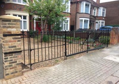 Repair of Gate Leaf and Small Railing Section Barnet Herts EN5 1