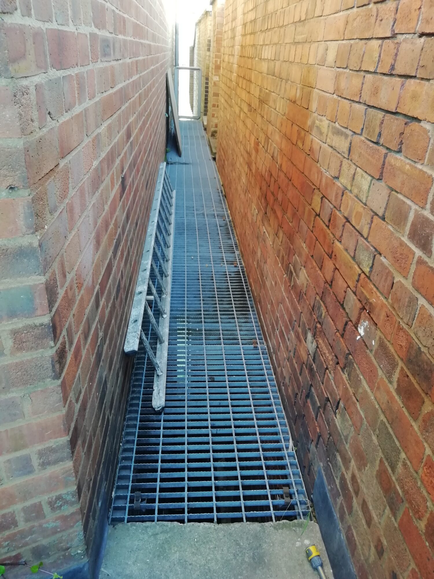 Walkway Survey, London E14 1