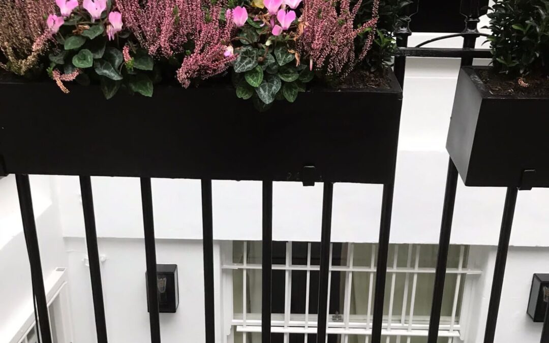 Replacement of Railing Bar, London SE1