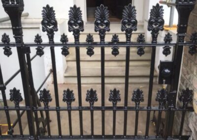 NEW ENTRANCE GATE LONDON N1 e1649101699887