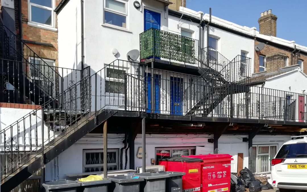 Inspection of Staircases & Walkway/Landing, Finchley, London N2