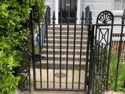 Replaced Gate Hinge, Islington, London H1