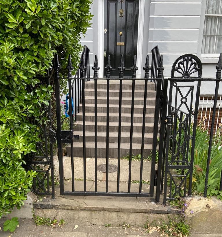 Replaced Gate Hinge, Islington, London H1 1