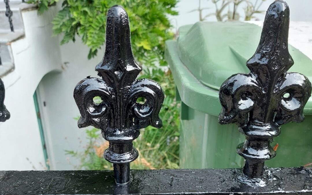 Replacement of Missing Finials, Lewisham