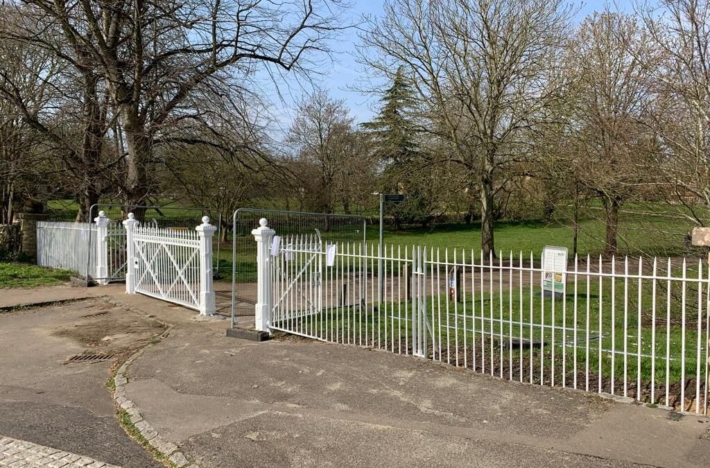 Gate & Railing transformation, Great Linford Manor Park, Milton Keynes, Buckinghamshire