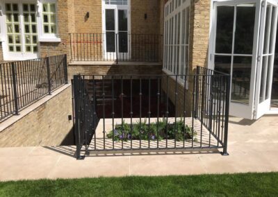 New Garden Railings, Putney, London SW15 1