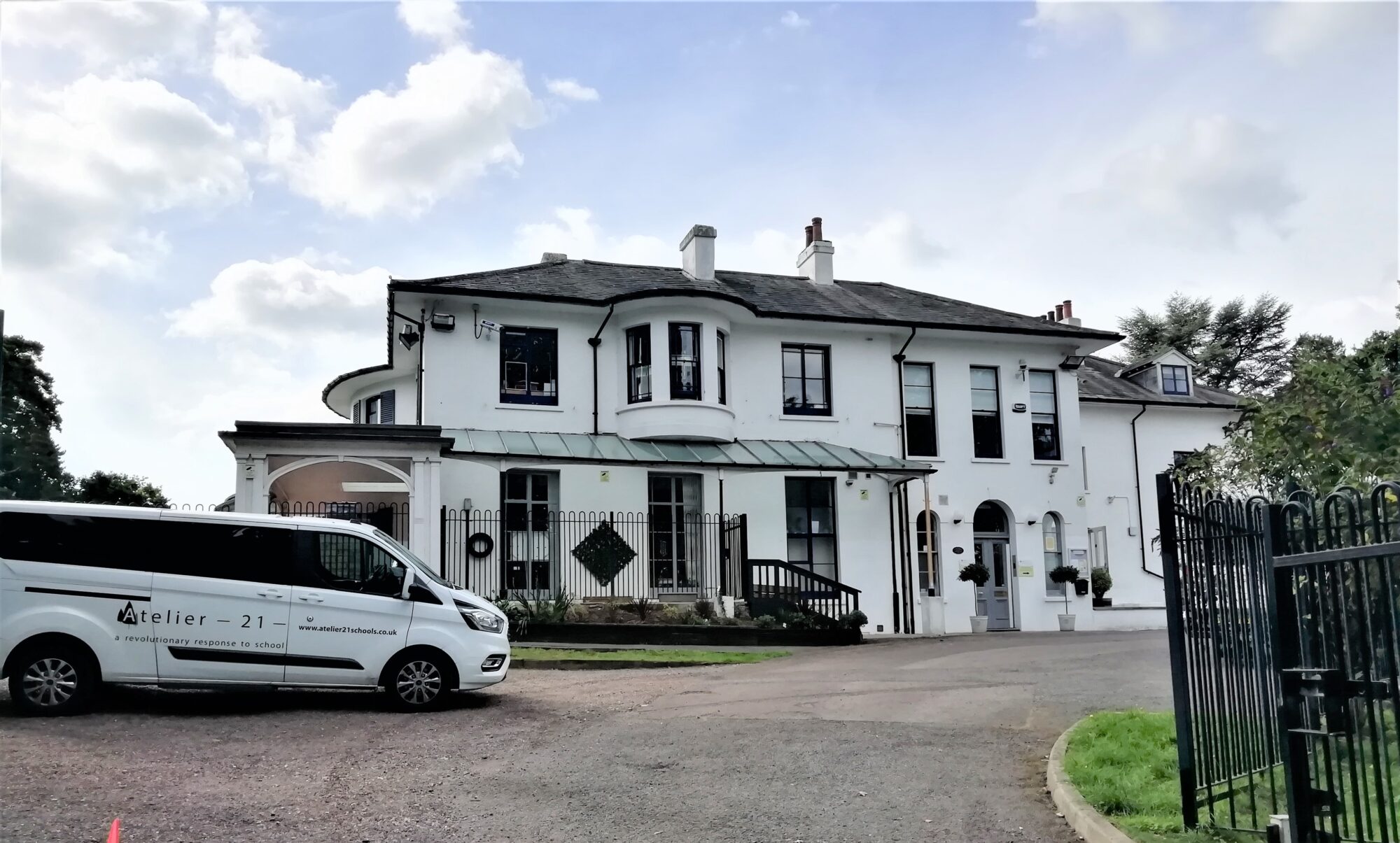 Inspection of External Staircase, Crawley, West Sussex 1