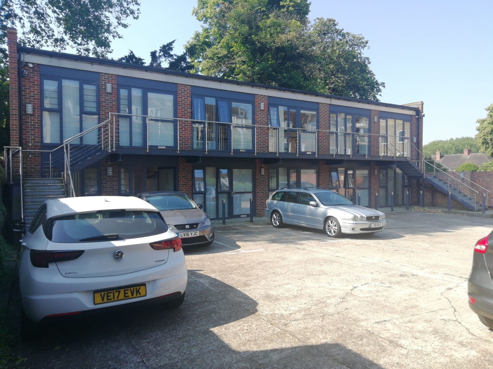 Inspection of 2 Stairs & a Walkway, Eltham, London SE9
